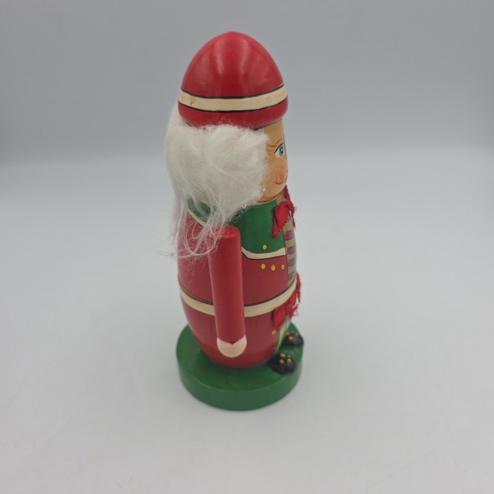 Nesting Doll 5 Piece Nutcracker In Red Coat And Hat - Picture 9 of 9